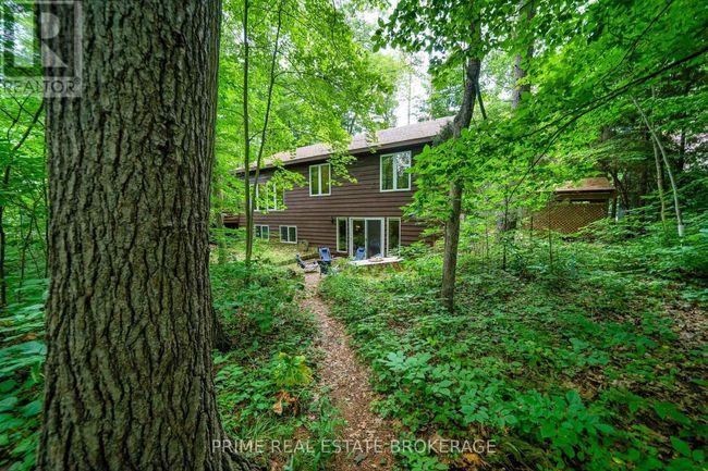 9919 Pinery Lane, House other with 5 bedrooms, 3 bathrooms and 6 parking in Grand Bend ON | Image 33