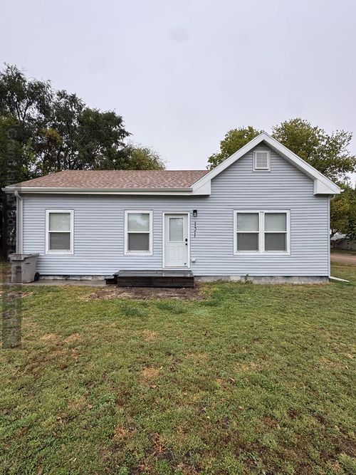 121 Lula St, Phillips, NE, 68865 | Card Image