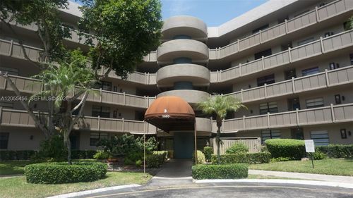 206-1100 Colony Point Cir, Pembroke Pines, FL, 33026-2925 | Card Image
