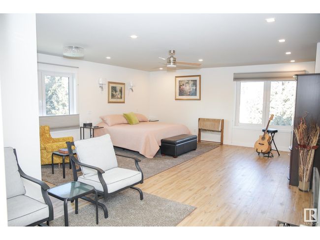 116 Main St, House other with 4 bedrooms, 3 bathrooms and 6 parking in Kingman AB | Image 8