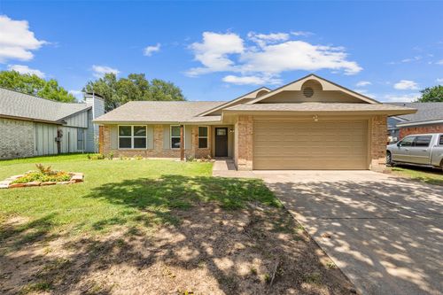 212 Mapleridge Dr, Rockwall, TX, 75032-5617 | Card Image