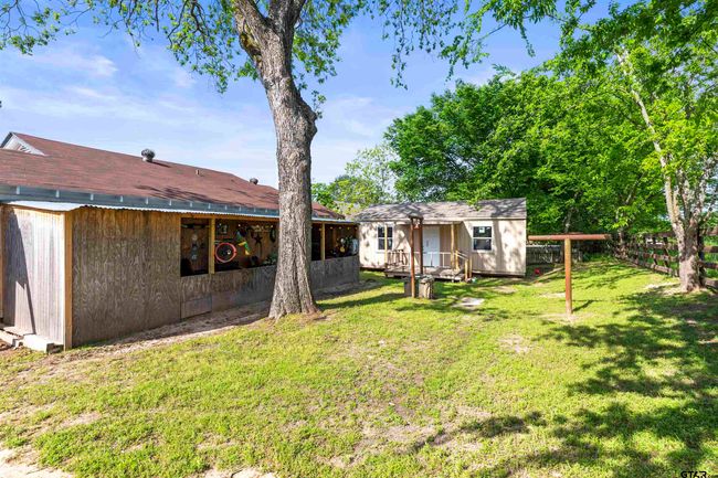 815 E Mcdonald St, House other with 2 bedrooms, 1 bathrooms and null parking in Mineola TX | Image 23