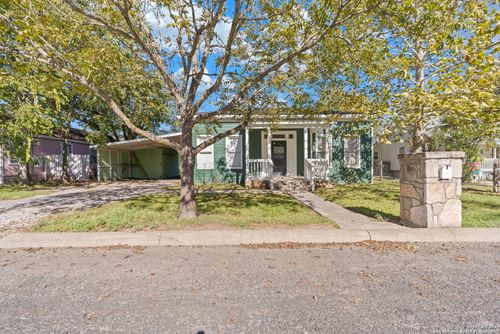 114 Short St, Boerne, TX, 78006-2445 | Card Image