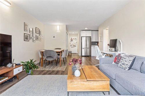 apt-3k-102 66th Rd, Forest Hills, NY, 11375-7616 | Card Image
