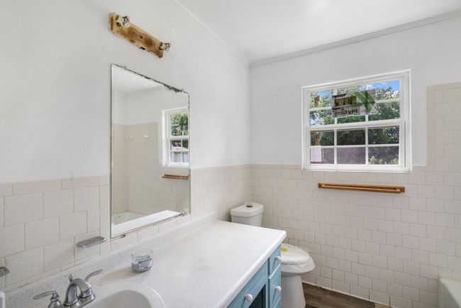 203 N Anderson St, House other with 4 bedrooms, 1 bathrooms and null parking in Rising Star TX | Image 25