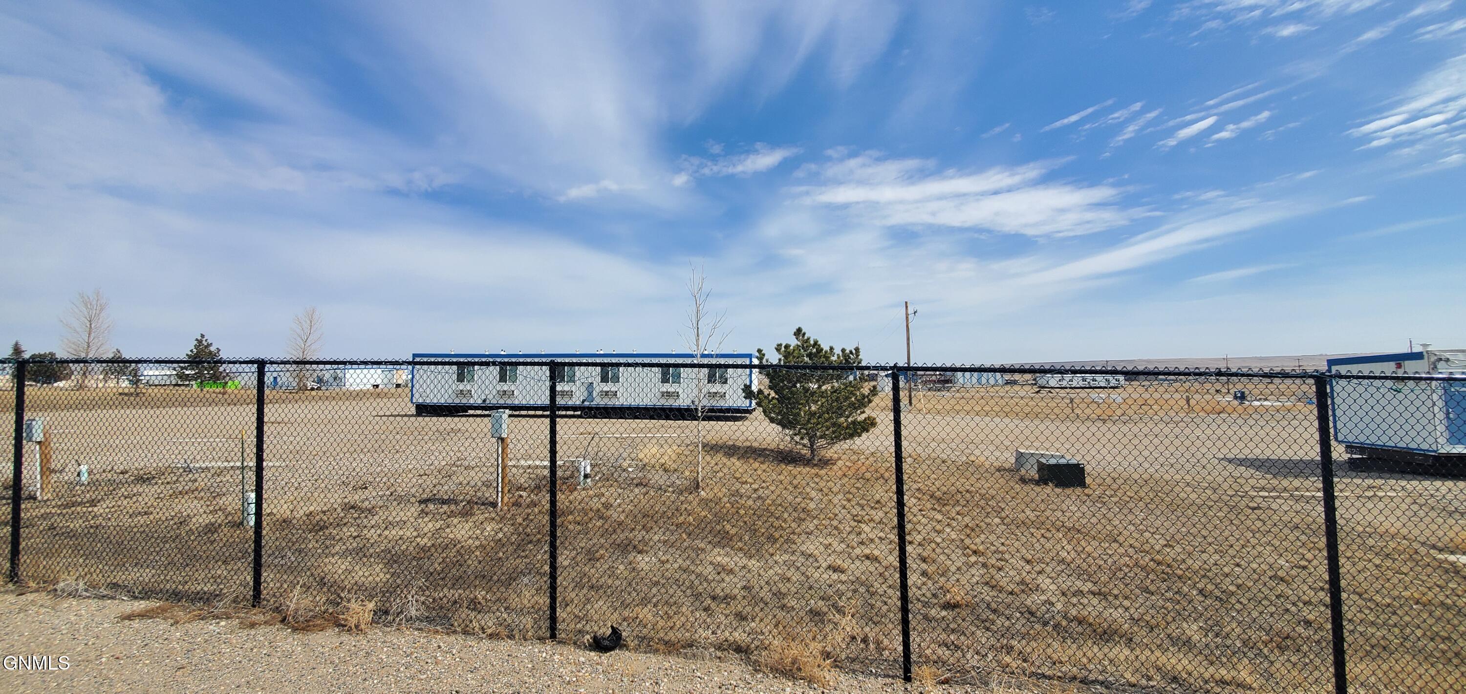 Land in Williston 3