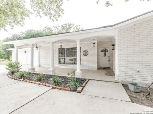 10795 S Foster Rd, San Antonio, TX, 78223-4422 | Card Image