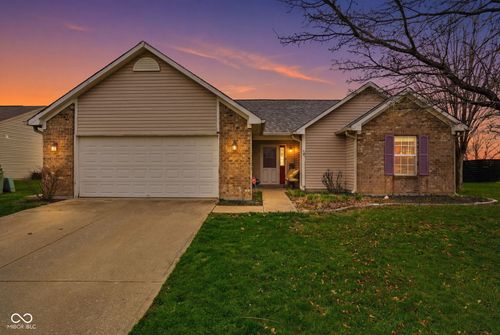 69 S Morris Blvd, Bargersville, IN, 46106-8476 | Card Image