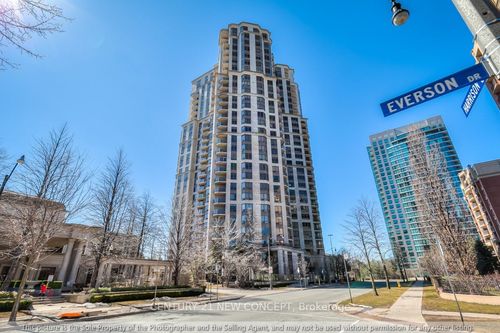 204-78 Harrison Garden Blvd, North York, ON, M2N7E2 | Card Image