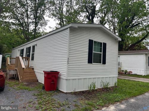 323-5063 English Creek Ave, Egg Harbor Twp, NJ, 08234-5744 | Card Image