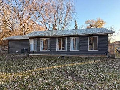 7986 Little Penny Ln, Six Lakes, MI, 48886-9754 | Card Image