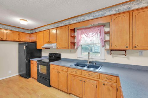 108 Mcdowell Dr, Boiling Springs, SC, 29316-5630 | Card Image