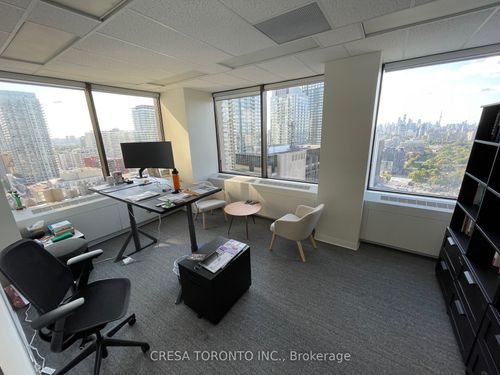 1902-20 Eglinton Ave W, York, ON, M6E2K7 | Card Image