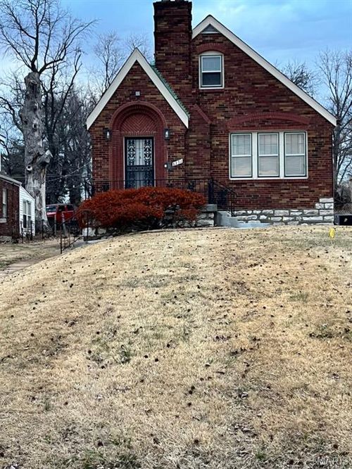 6351 Garesche Ave, Jennings, MO, 63136-3445 | Card Image