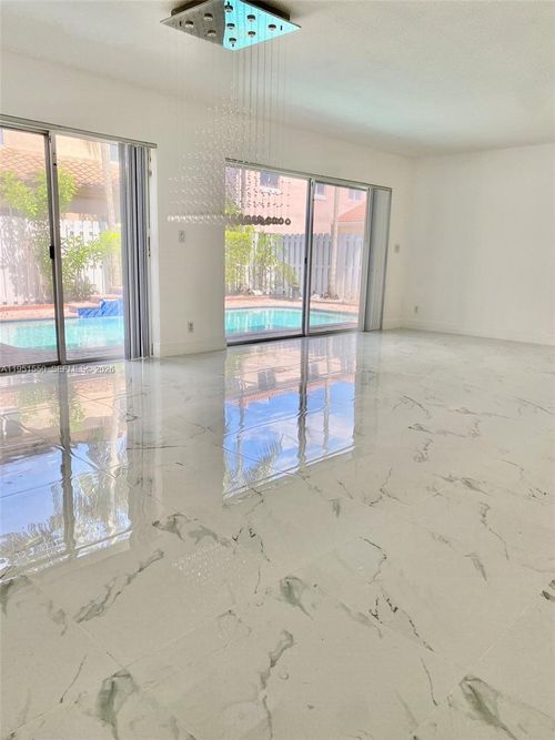 11301 Rockinghorse Rd, Hollywood, FL, 33026-1356 | Card Image