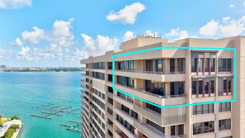 ph1-11113 Biscayne Blvd, Miami, FL, 33181-3400 | Card Image