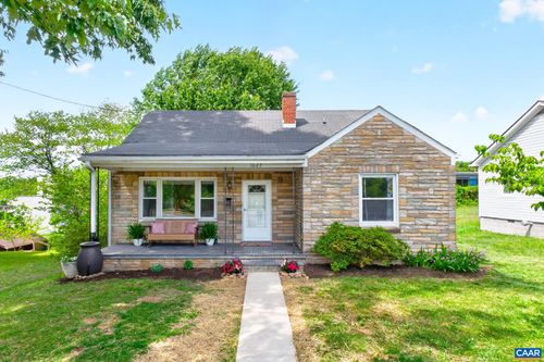 1023 Forest Hills Ave, CHARLOTTESVILLE, VA, 22903-3815 | Card Image