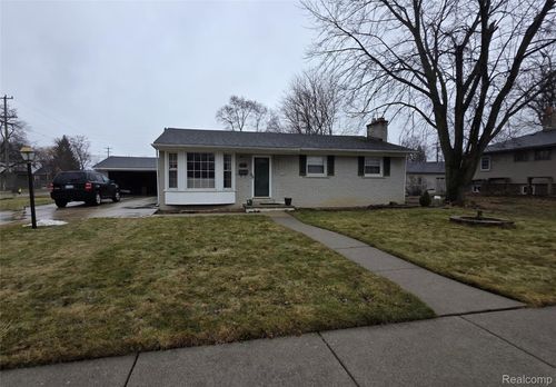 1842 Lathers St, Garden City, MI, 48135-3035 | Card Image