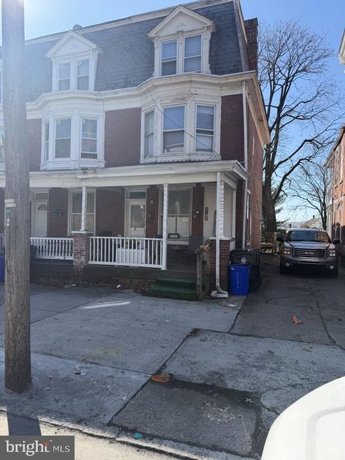 2125 Derry St, HARRISBURG, PA, 17104-2724 | Card Image