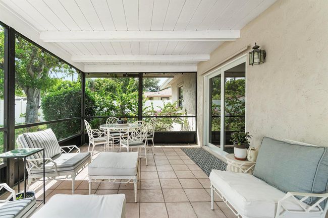 981 Wynndale Way, House other with 3 bedrooms, 2 bathrooms and null parking in Lantana FL | Image 23
