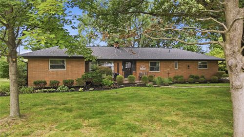 4833 Judith Dr, Kettering, OH, 45429-5327 | Card Image