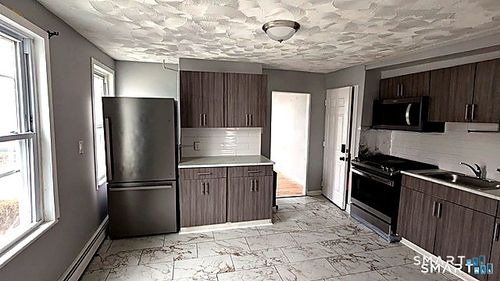 120 Milne St, Bridgeport, CT, 06604-3527 | Card Image