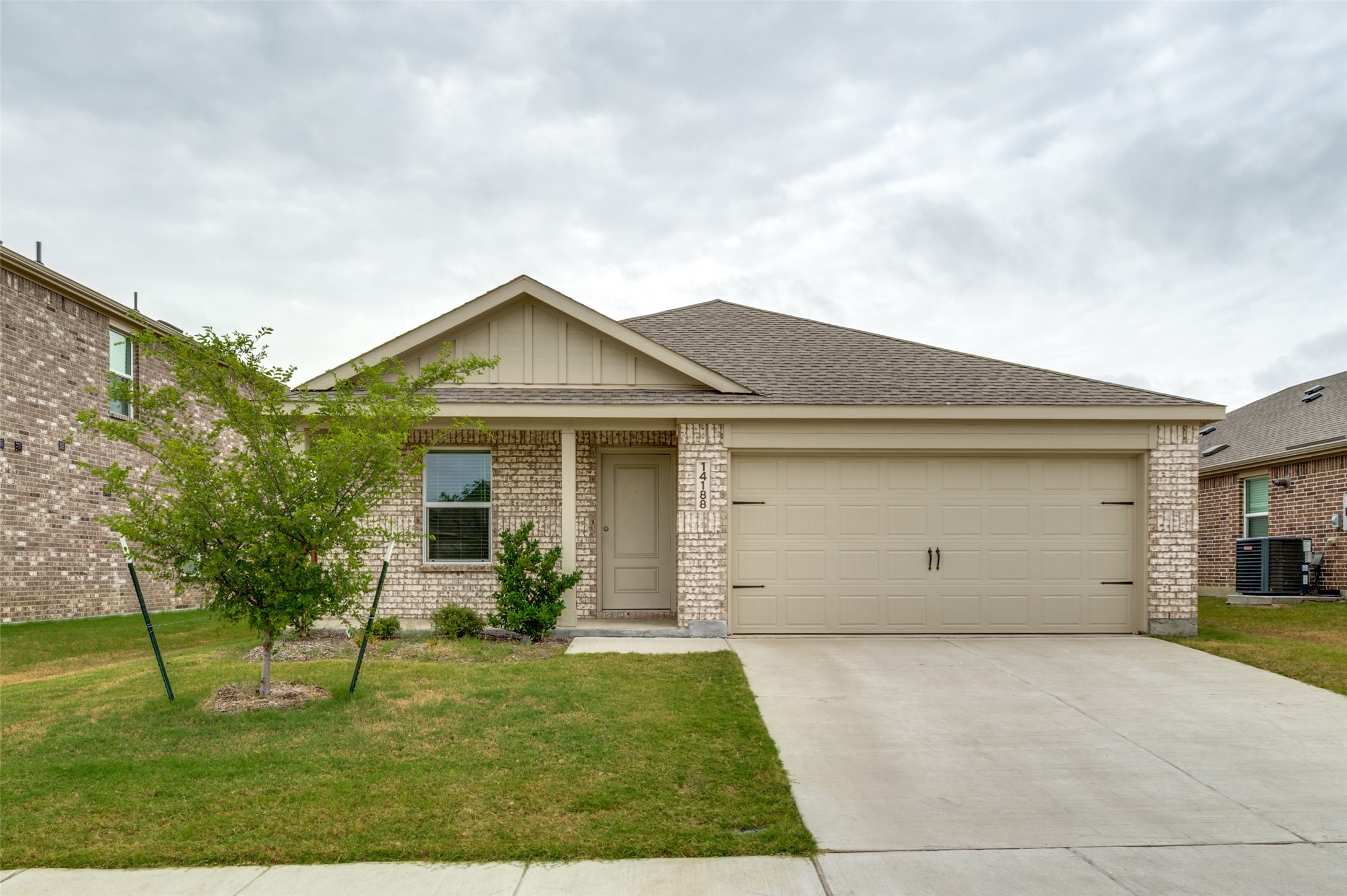 Residential Lease in Pilot Point