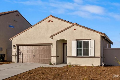 8001 Ita Palm Way, Bakersfield, CA, 93313-9270 | Card Image