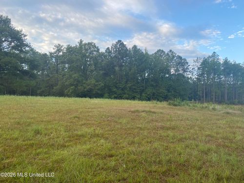 4 E Bond Road, Wiggins, MS, 39577 | Card Image