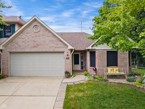 823 Jordan Dr, Greenwood, IN, 46143-8293 | Card Image