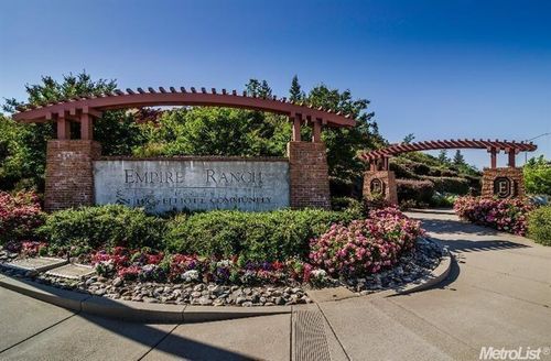 816-800 Moon Cir, Folsom, CA, 95630-4133 | Card Image