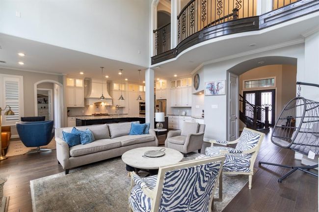 2218 Pleasant Hill Dr, House other with 5 bedrooms, 5 bathrooms and 3 parking in Friendswood TX | Image 5