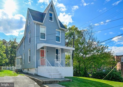 711 Argonne Dr, BALTIMORE, MD, 21218-1941 | Card Image