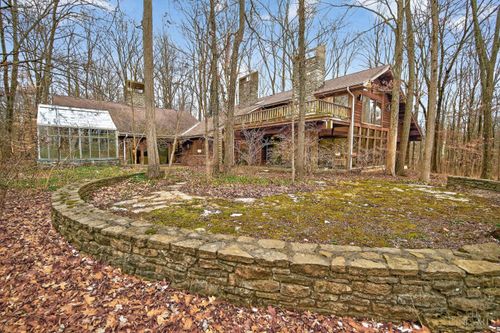 8905 Hopewell Rd, Cincinnati, OH, 45242-4513 | Card Image