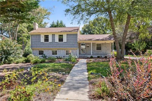 2616 Amherst Ct, Burlington, NC, 27215-4744 | Card Image