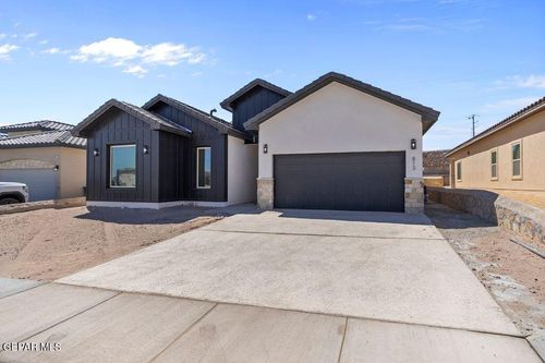 2685 San Gabriel Dr, Sunland Park, NM, 88063-8607 | Card Image