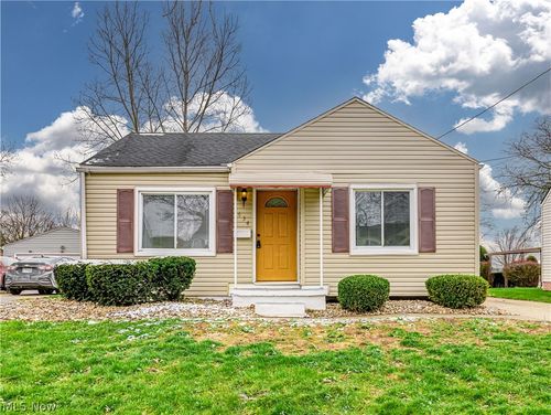 634 Prentiss Ave, Akron, OH, 44306-3640 | Card Image