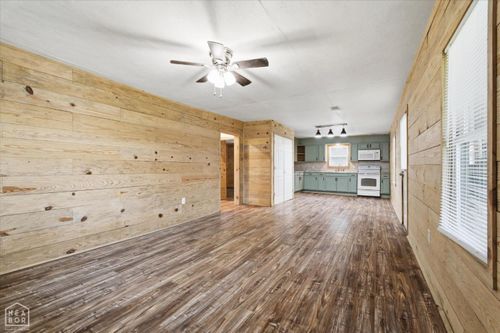 810 State Street, Walnut Ridge, AR, 72476 | Card Image