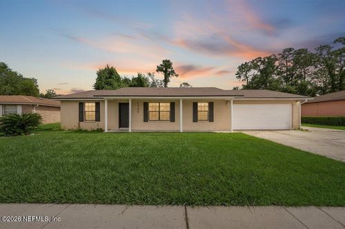 1235 Squirrel Ln N, Jacksonville, FL, 32218-3644 | Card Image