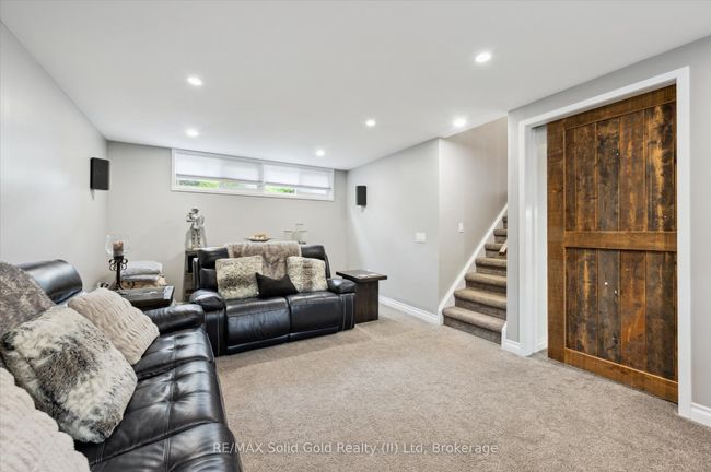 125 Macgregor Cres, House other with 3 bedrooms, 2 bathrooms and 5 parking in Waterloo ON | Image 31