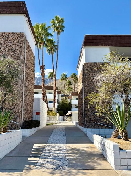 2-2301 S Skyview Dr, Palm Springs, CA, 92264 | Card Image