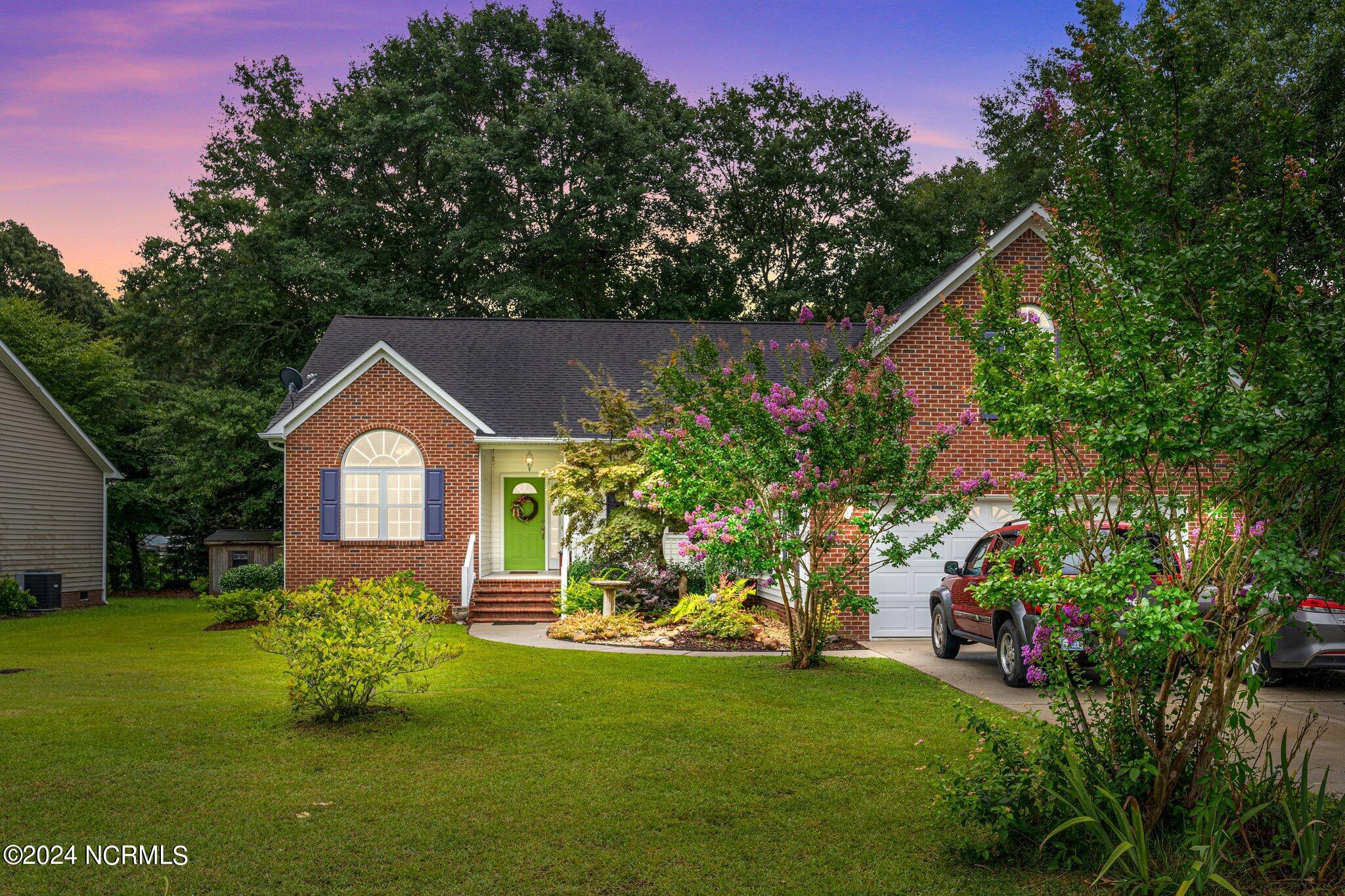 Fawn Ln, New Bern, NC 28562