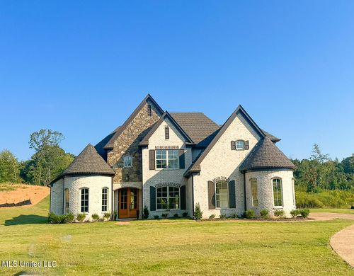145 Poplar Ln, Holly Springs, MS, 38635-1003 | Card Image