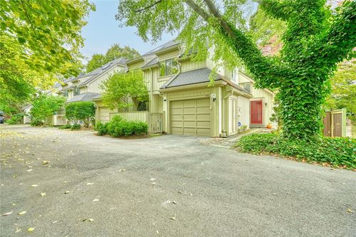 951-951 East Ave, Rochester, NY, 14607-2216 | Card Image