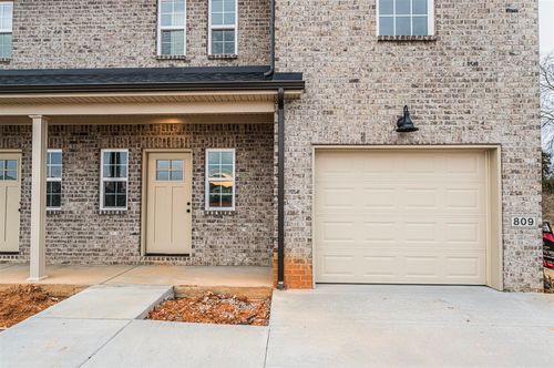 809 Rodeo Ln, Bowling Green, KY, 42101-8095 | Card Image