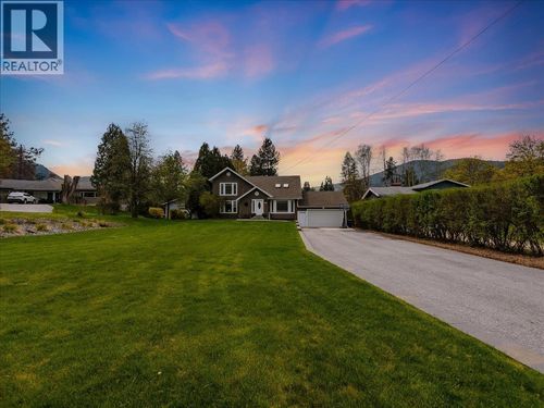 148 100th Street, Castlegar, BC, V1N3C5 | Card Image
