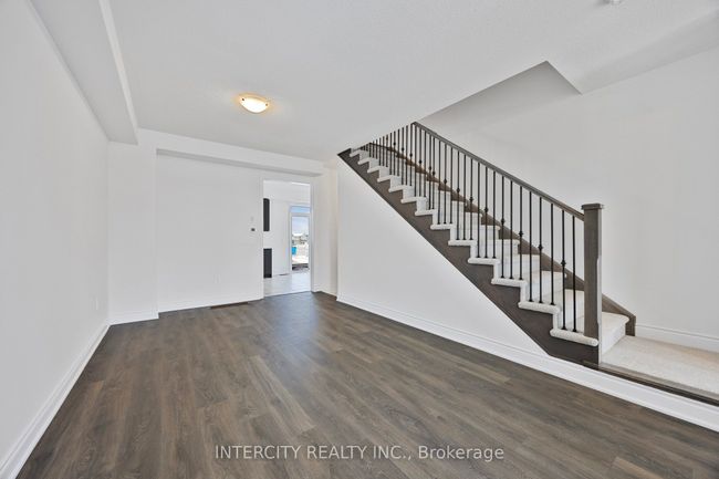 3 Avalon Dr, House attached with 3 bedrooms, 3 bathrooms and 1 parking in Wasaga Beach ON | Image 11