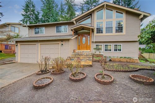 517 Sw 324th St, Federal Way, WA, 98023-5635 | Card Image