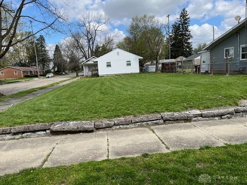 200 E Somers St, Eaton, OH, 45320-1844 | Card Image