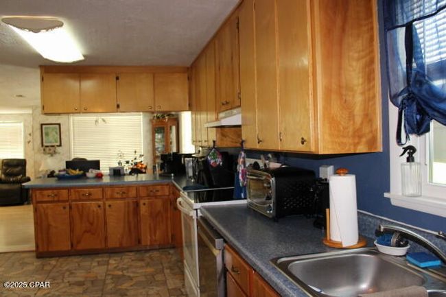 2100 Third Ave, House other with 3 bedrooms, 3 bathrooms and null parking in Sneads FL | Image 37